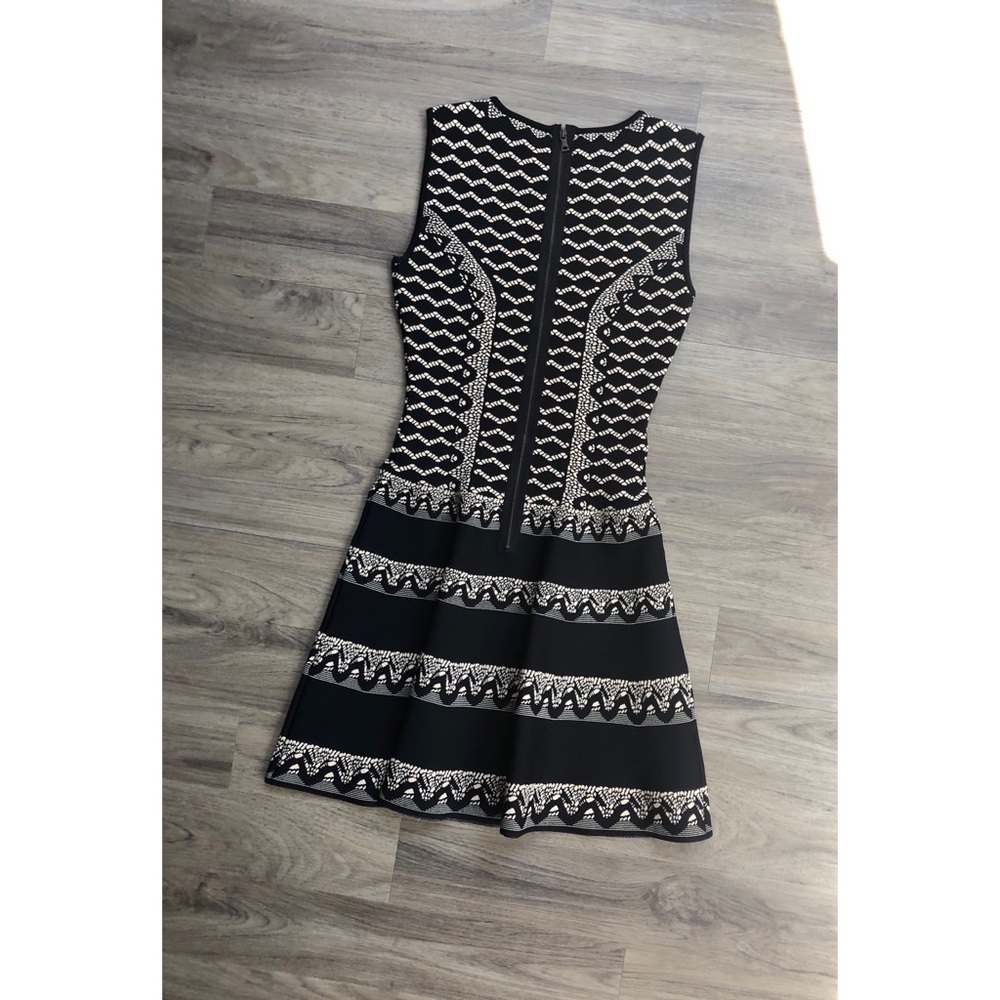BCBGMAXAZRIA Dress - Picture 5 of 8